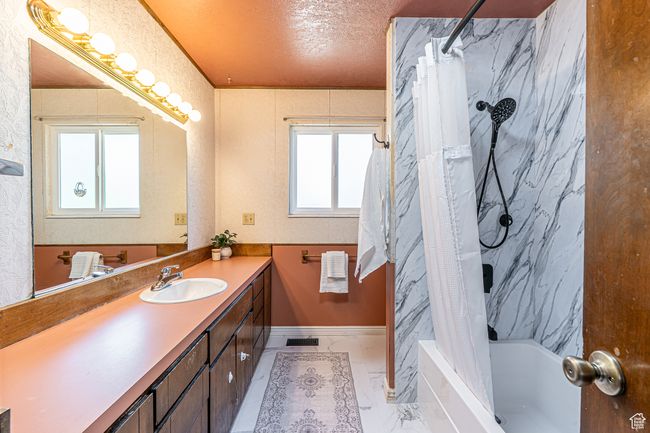 570 N 400 W, House other with 4 bedrooms, 2 bathrooms and 6 parking in Logan UT | Image 12