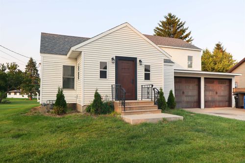 507 Janesville St, Oregon, WI, 53575-1507 | Card Image