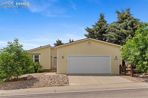 4006 Gray Fox Hts, Colorado Springs, CO, 80922-2700 | Card Image