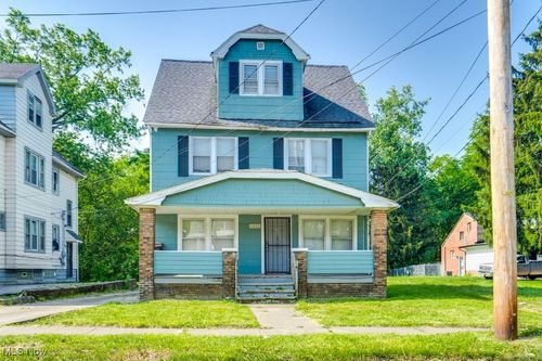 11402 Avon Ave, Cleveland, OH, 44105-4304 | Card Image