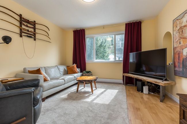 34780 Laburnum Avenue, House other with 3 bedrooms, 1 bathrooms and 3 parking in Abbotsford BC | Image 26