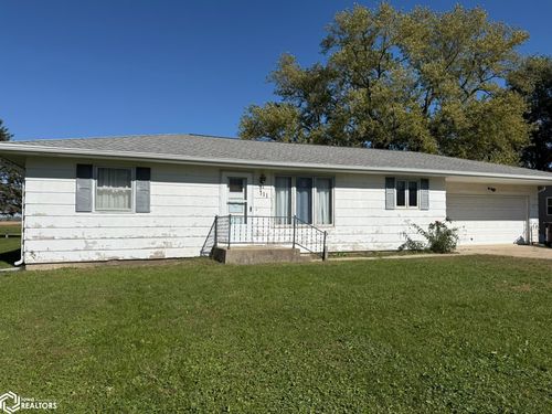 111 E Kansas Street, Lenox, IA, 50851 | Card Image
