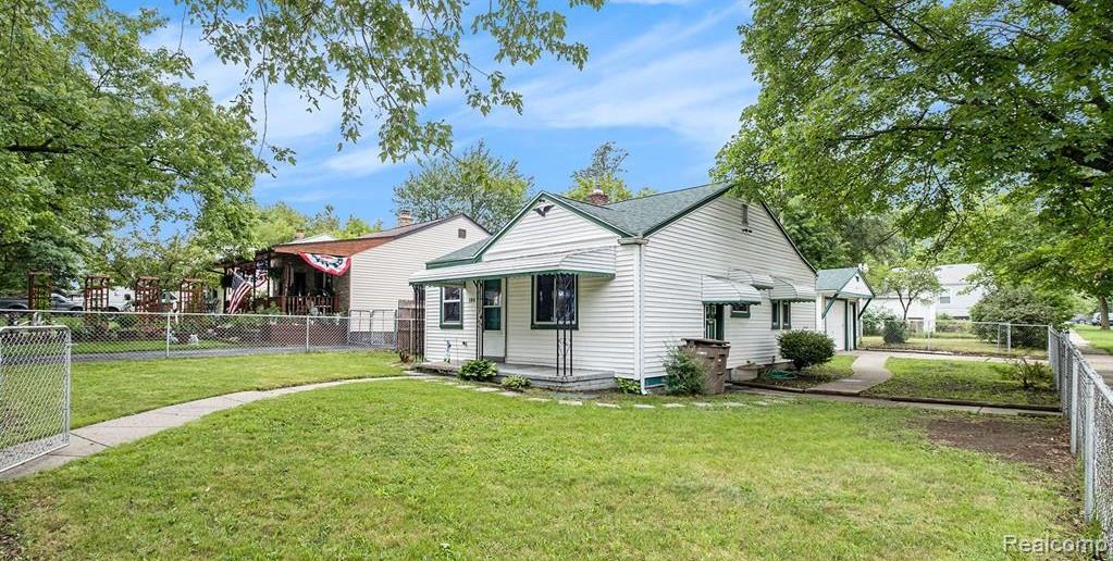 Residential in Pontiac 5