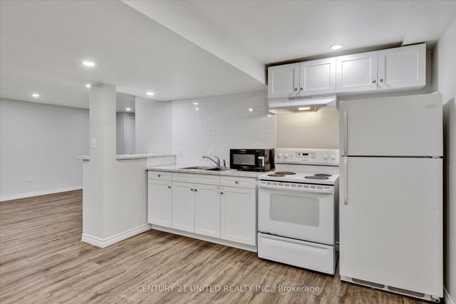686 Corrigan Cres, House other with 4 bedrooms, 2 bathrooms and 4 parking in Peterborough ON | Image 31