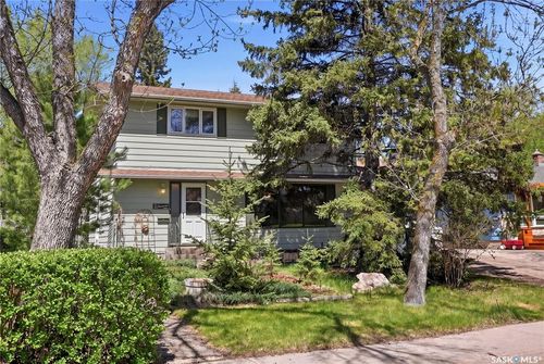 2338 Easthill, Saskatoon, SK, S7J3E5 | Card Image