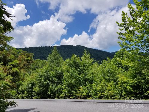 567 Bluemist Way, Arden, NC, 28704-9109 | Card Image