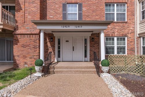 205-12929 Portulaca Dr, Saint Louis, MO, 63146-4382 | Card Image