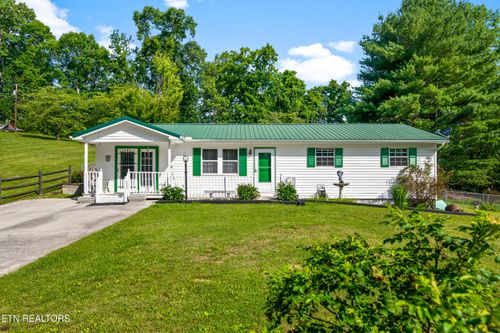 310 Hollifield Dr, Jacksboro, TN, 37757-3617 | Card Image