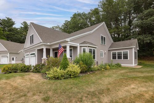 64-64 Boxwood Path, Greenland, NH, 03840-2466 | Card Image