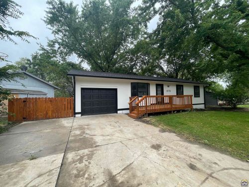 1270 N Milton St, Auburn, KS, 66402-9495 | Card Image