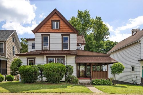 54 1st St, Irwin, PA, 15642-3302 | Card Image