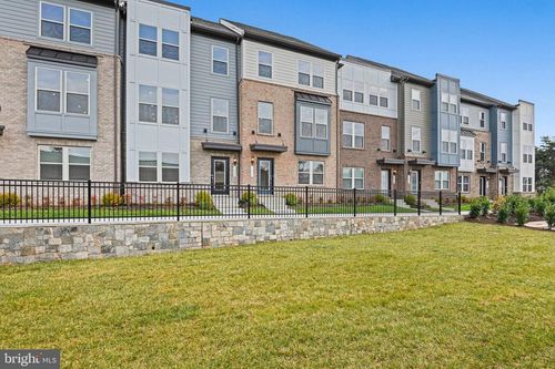 2172 Glacier Rd, HERNDON, VA, 20170 | Card Image