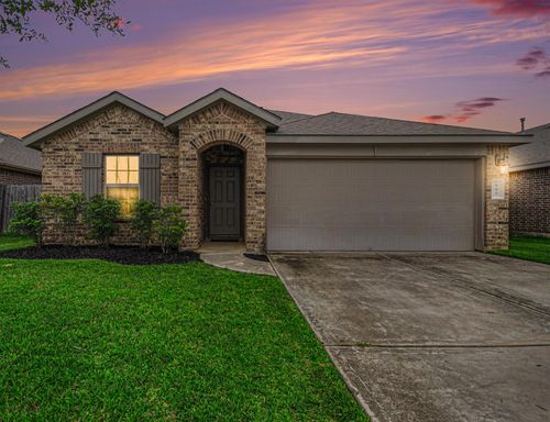 607 Harvest Bluff Dr, Rosharon, TX, 77583-1584 | Card Image