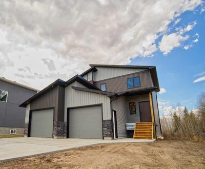 64 Pritchard Dr, House detached with 4 bedrooms, 3 bathrooms and 4 parking in Whitecourt AB | Image 1