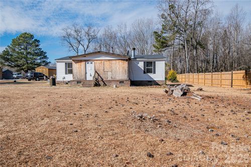 682 Grant Drive, Roanoke Rapids, NC, 27870 | Card Image