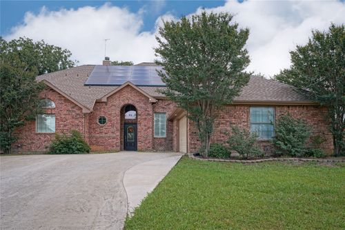 609 Trails End Ct, Hurst, TX, 76054-6021 | Card Image