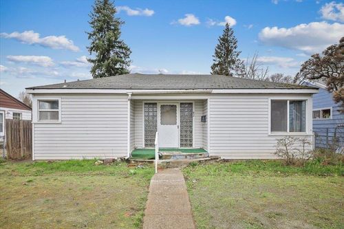 42 E Everett Ave, Spokane, WA, 99207 | Card Image