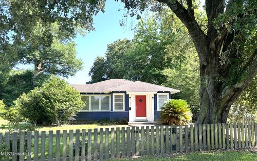 1323 3rd St, Gulfport, MS, 39501-2234 | Card Image