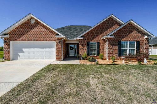 423 Lamplight Dr, Byron, GA, 31008-5667 | Card Image