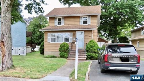 443 Chestnut Ave, South Hackensack, NJ, 07606-1511 | Card Image