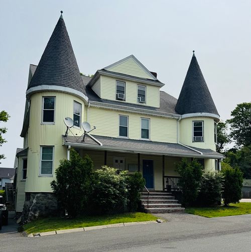 apt-b-80 Dale St, Dedham, MA, 02026-0011 | Card Image