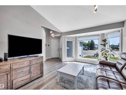 78 Deer Park Blvd, Spruce Grove, AB, T7X3K2 | Card Image