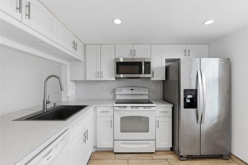 403-2748 Nw 104th Ave, Sunrise, FL, 33322-1937 | Card Image