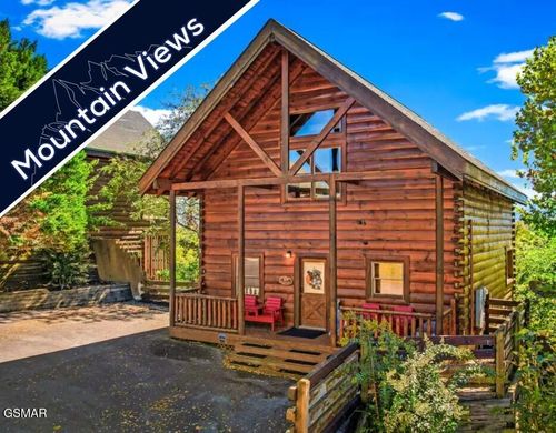 1089 Towering Oaks Dr, Sevierville, TN, 37876-2545 | Card Image