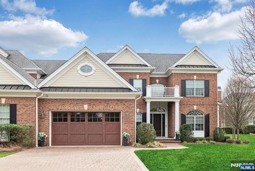 117 Cortland Drive, Saddle River, NJ, 07458 | Card Image
