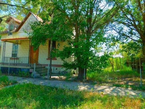974 Pine Ave, Rocky Ford, CO, 81067-2149 | Card Image