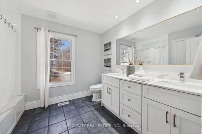 398 Sandy Hook Rd, House other with 7 bedrooms, 5 bathrooms and 20 parking in Pontypool ON | Image 25