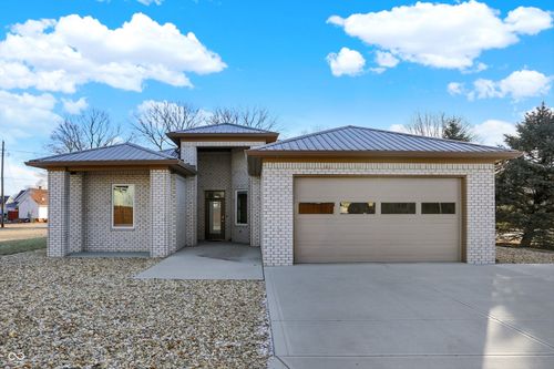 201 Mckinley St, North Salem, IN, 46165-9534 | Card Image