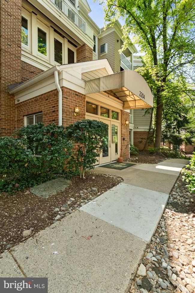 APT-117 - 2204 Westcourt Ln, Condo with 2 bedrooms, 1 bathrooms and null parking in HERNDON VA | Image 25