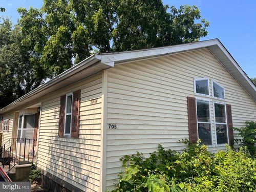 705 Dogwood Dr, GREEN LANE, PA, 18054-2006 | Card Image