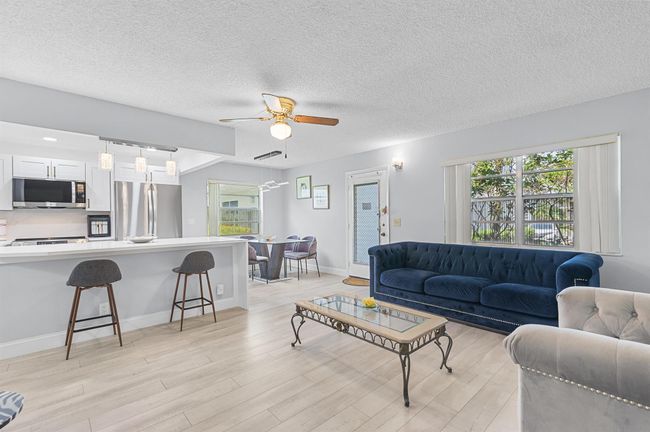 590 Normandy M, Condo with 2 bedrooms, 2 bathrooms and null parking in Delray Beach FL | Image 6
