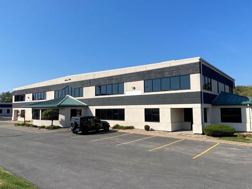 100c-5000 Tremont Ave, Davenport, IA, 52807-1017 | Card Image