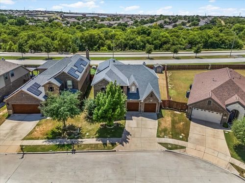 5749 Spirit Lake Dr, Fort Worth, TX, 76179-7621 | Card Image
