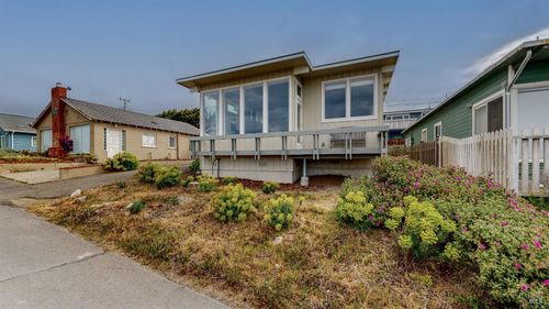 41 Cliff St, Dillon Beach, CA, 94929 | Card Image