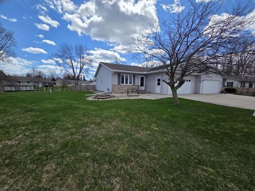 2209 Virginia Drive, Manitowoc, WI, 54220 | Card Image