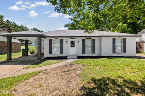 7718 Charleston Drive, Southaven, MS, 38671 | Card Image