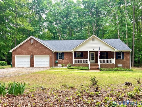 6815 Beaver Pond Creek Rd, Amelia Court House, VA, 23002-2704 | Card Image