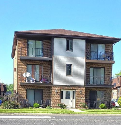 3a-2602 E State St, Burnham, IL, 60633-2537 | Card Image
