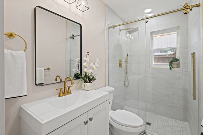 10528 Swallow Ln, House other with 3 bedrooms, 2 bathrooms and null parking in Dallas TX | Image 18