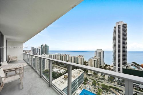 r2307-4010 S Ocean Dr, Hollywood, FL, 33019-3063 | Card Image