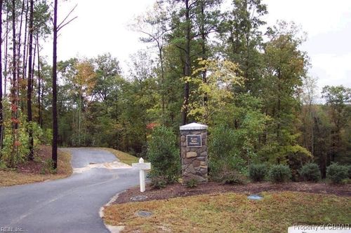 3319 Plank Rd, Toano, VA, 23168-9631 | Card Image