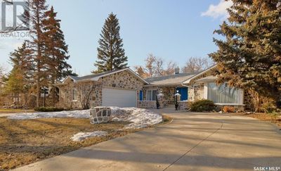 107 Jubilee Cres, House other with 5 bedrooms, 2 bathrooms and null parking in Rosetown SK | Image 1