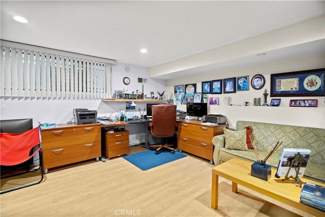 28 - 20224 Sherman Way, Townhouse with 3 bedrooms, 3 bathrooms and 2 parking in Winnetka CA | Image 12