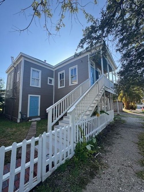 610 14th St, Galveston, TX, 77550-5004 | Card Image