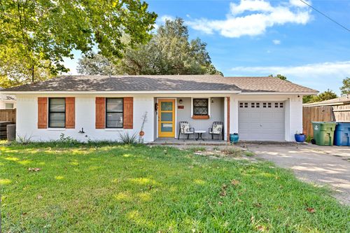 902 Plum Street, Sanger, TX, 76266 | Card Image