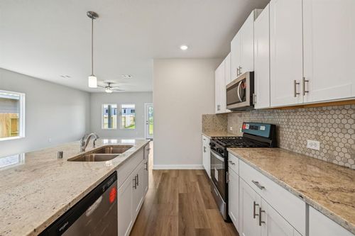 1908 Velvet Oak Ln, Conroe, TX, 77304-3382 | Card Image
